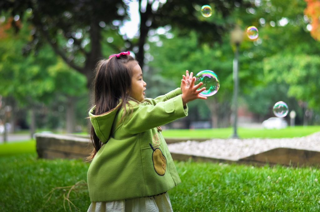 The Role of Bubbles in Brain Injury